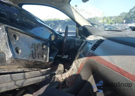 2008 Cadillac Escalade Esv Standard z USA, uszkodzony, nr VIN 1GYFK66838R184338